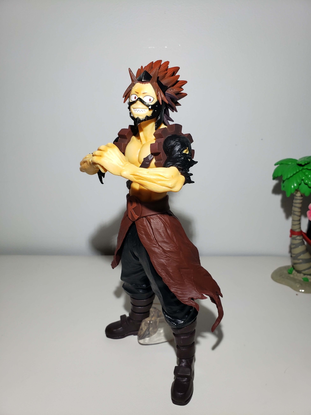 My Hero ACADEMIQ  Eijiro Kirishima Masterlise Action Figure